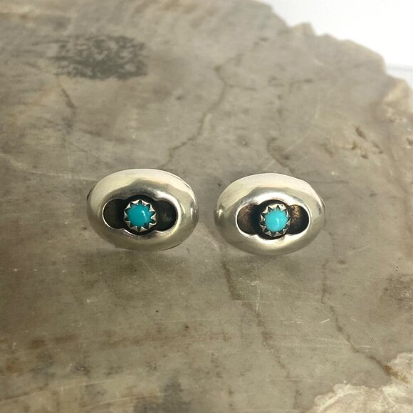VTG Sterling Silver 925 Very Dainty Oval Shadowbox Turquoise Stud Earrings - Picture 12 of 16